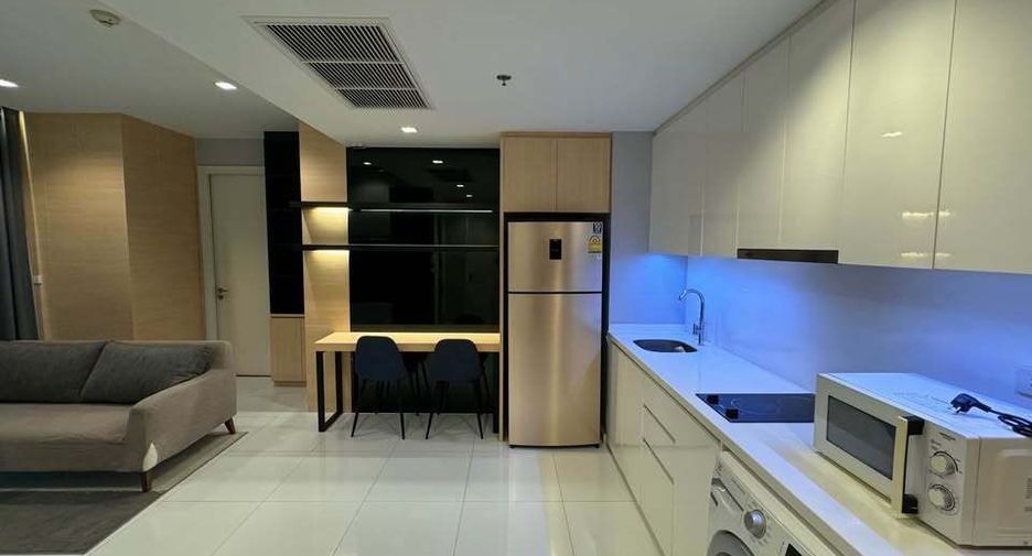 For sale and for rent 2 bedrooms condo in Sathon, Bangkok