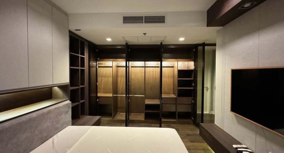 For sale and for rent 2 bedrooms condo in Sathon, Bangkok