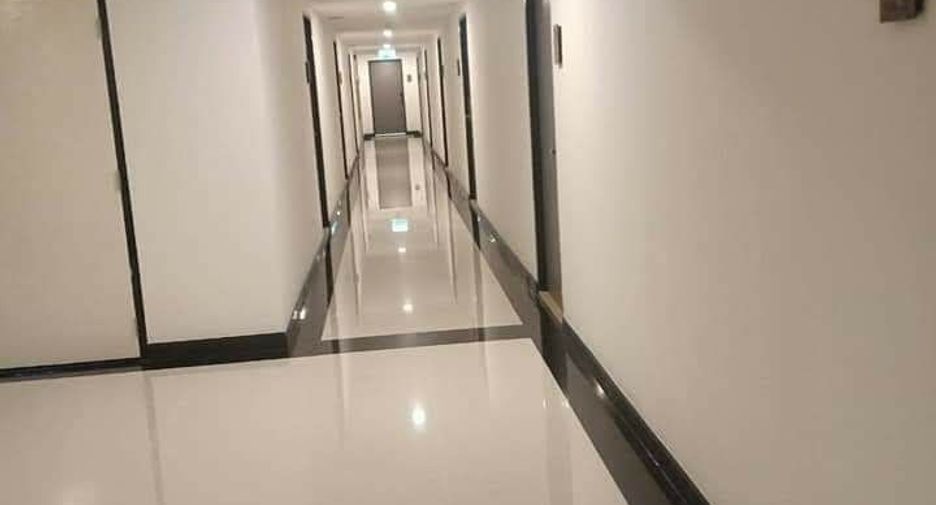 For sale 1 bed condo in Bang Phlat, Bangkok