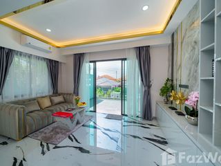 For sale 5 ベッドルーム villa in Bang Lamung, Chonburi
