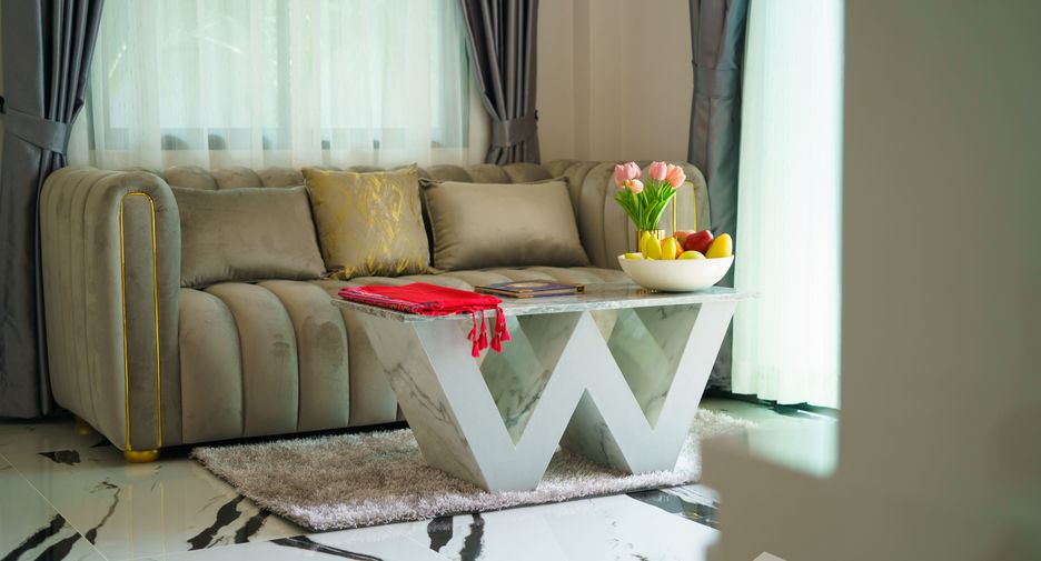For sale 5 bedrooms villa in Bang Lamung, Chonburi