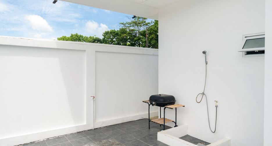 For sale and for rent 3 bedrooms villa in Mueang Phuket, Phuket