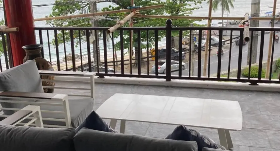 For rent 2 bedrooms condo 