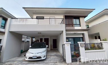 Casa en venta de 3 habitaciones en Si Racha, Chonburi