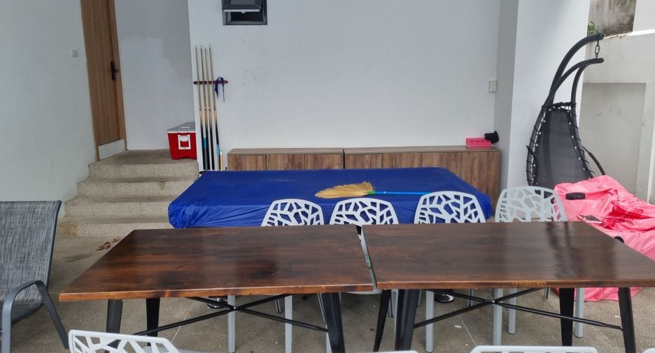 出租 4 卧室 独立屋 在 Bang Lamung, Chon Buri
