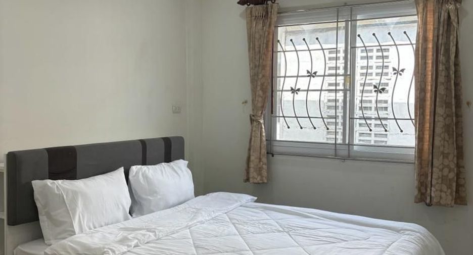 For rent 3 bedrooms townhouse in Mueang Phuket, Phuket