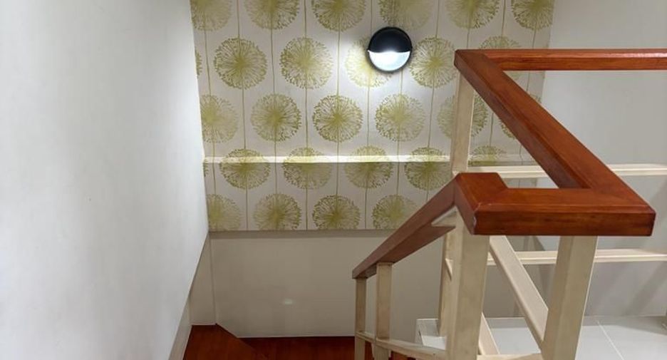 For rent 3 bedrooms townhouse in Mueang Phuket, Phuket