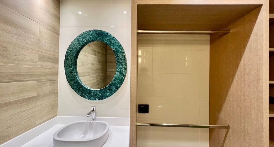 À vendre et à louer 3 chambres condo à Bang Lamung, Chonburi