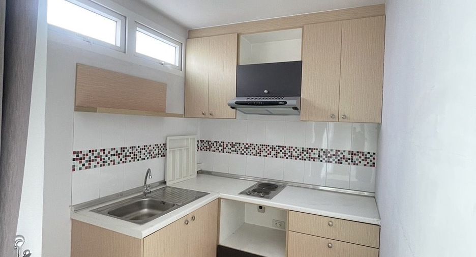 For sale 1 bed condo in Khlong San, Bangkok