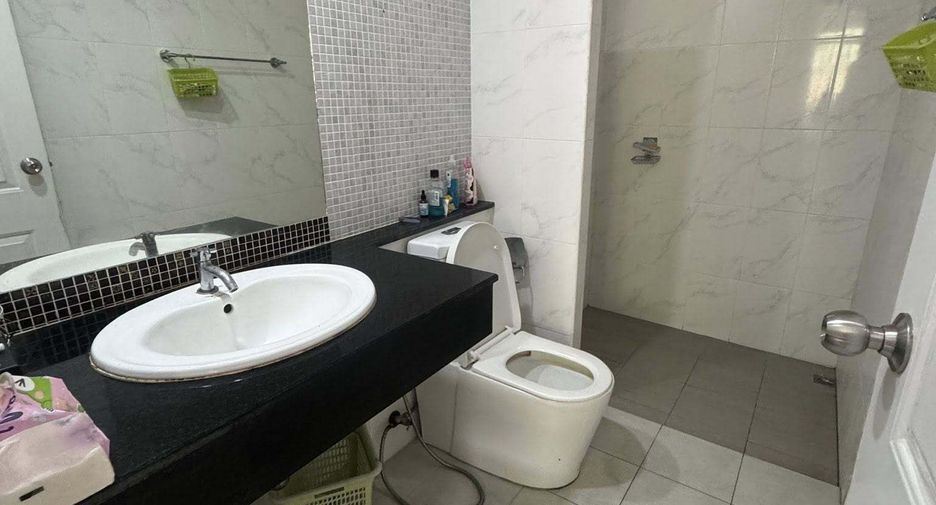 For sale 3 bedrooms house in Bang Lamung, Chonburi