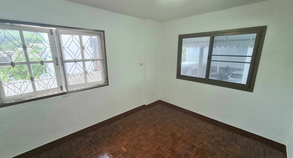 For rent 3 bedrooms house in Mueang Phuket, Phuket