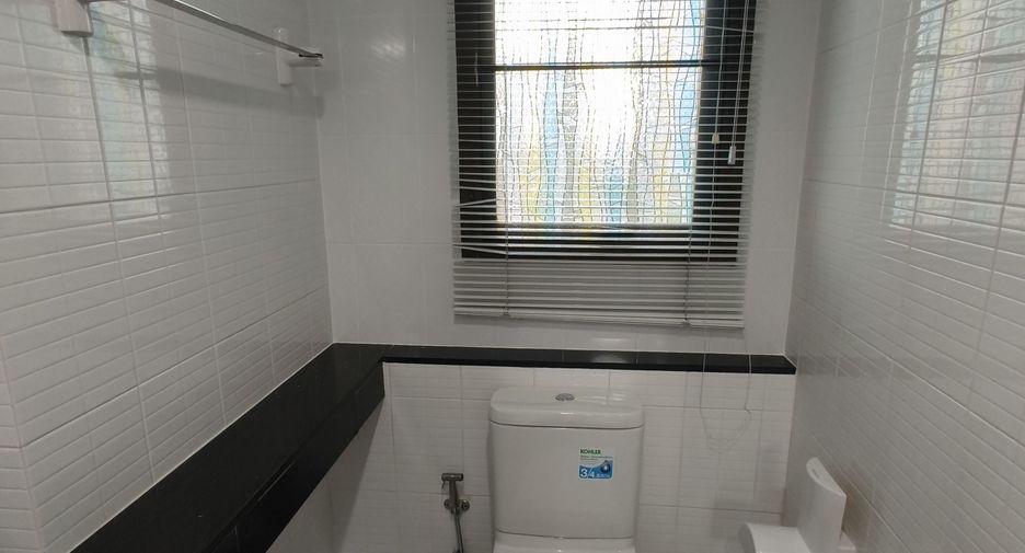 For sale 2 bedrooms condo in Chatuchak, Bangkok