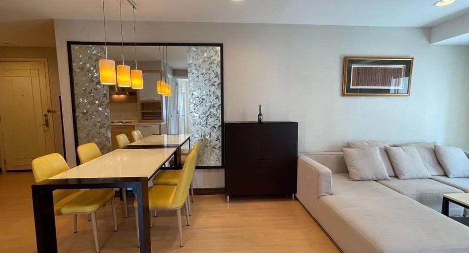 For rent 2 bedrooms condo in Sathon, Bangkok
