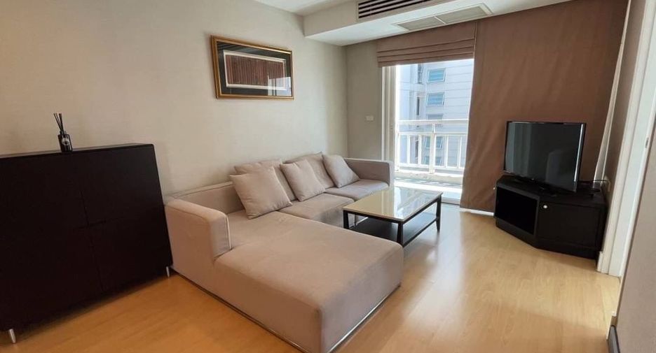 For rent 2 bedrooms condo in Sathon, Bangkok