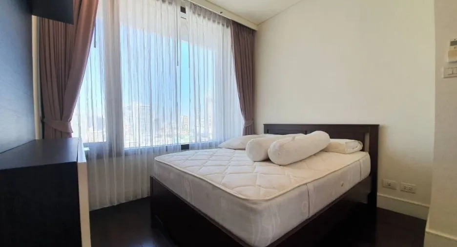 For sale and for rent 2 bedrooms condo in Khlong Toei, Bangkok