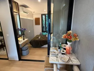 出售 1 卧室 公寓 在 Bang Rak, 曼谷