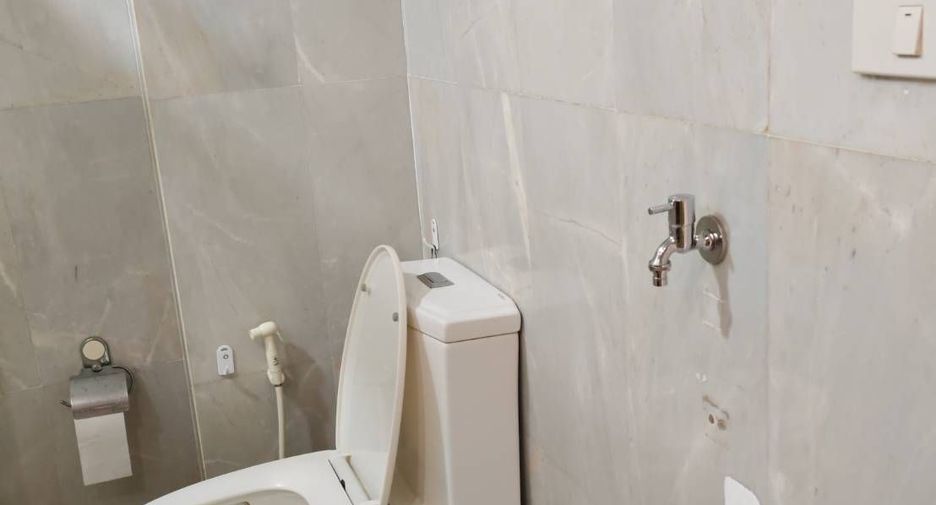 For sale 2 bedrooms condo in Phaya Thai, Bangkok