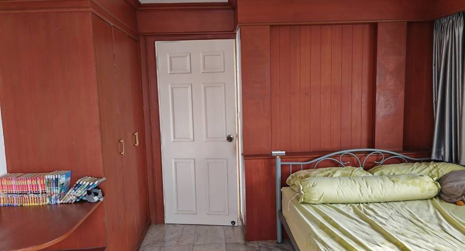 For sale 2 bedrooms condo in Phaya Thai, Bangkok