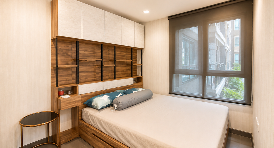 For sale 2 bedrooms condo in Khlong Toei, Bangkok