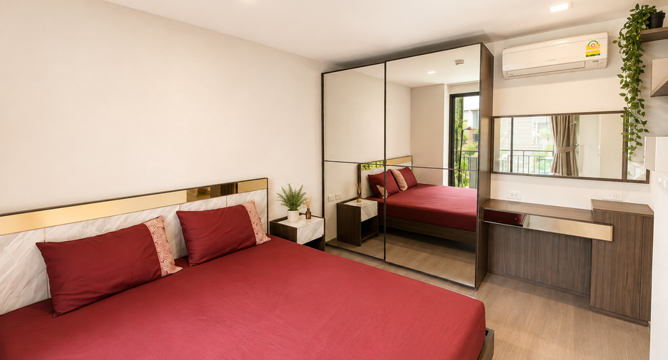 For sale 2 bedrooms condo in Khlong Toei, Bangkok
