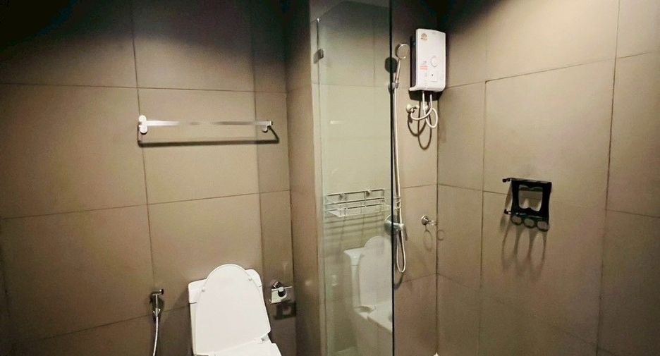 À vendre 1 chambre condo à Watthana, Bangkok