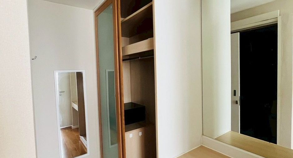 À vendre 1 chambre condo à Watthana, Bangkok