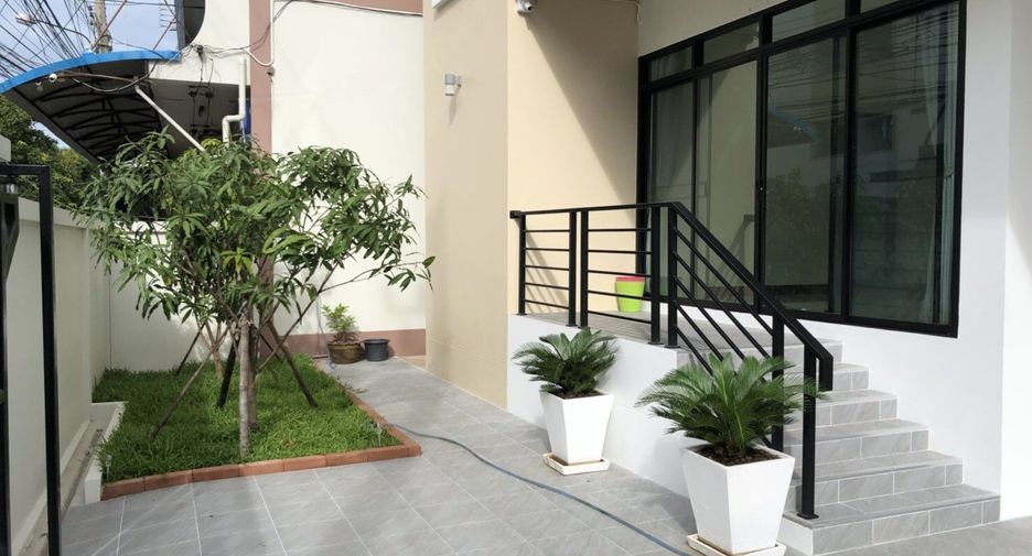 Casa en venta de 4 habitaciones en Bang Na, Bangkok