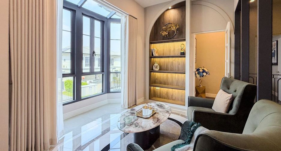 For sale and for rent 4 bedrooms house in Bang Kapi, Bangkok