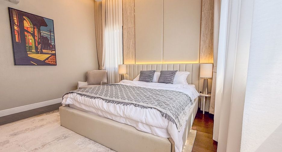 For sale and for rent 4 bedrooms house in Bang Kapi, Bangkok