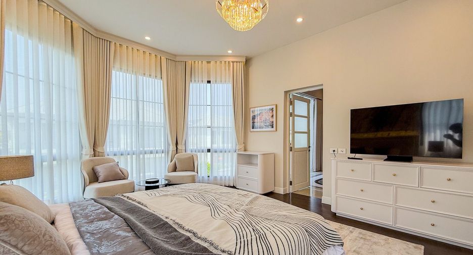 For sale and for rent 4 bedrooms house in Bang Kapi, Bangkok