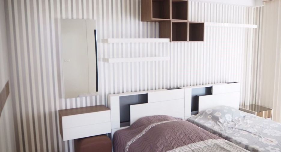 For sale 1 bed condo in Khlong Toei, Bangkok
