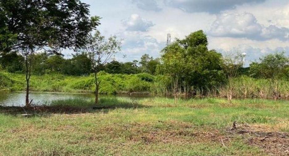 Продажа Участок в Mueang Samut Prakan, Самутпракан