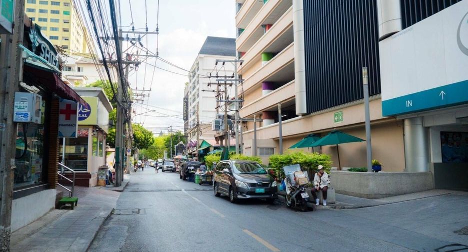 For sale and for rent 1 bed condo in Khlong Toei, Bangkok