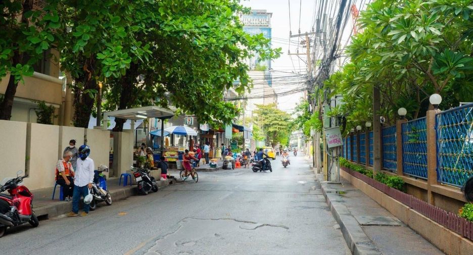 For sale and for rent 1 bed condo in Khlong Toei, Bangkok