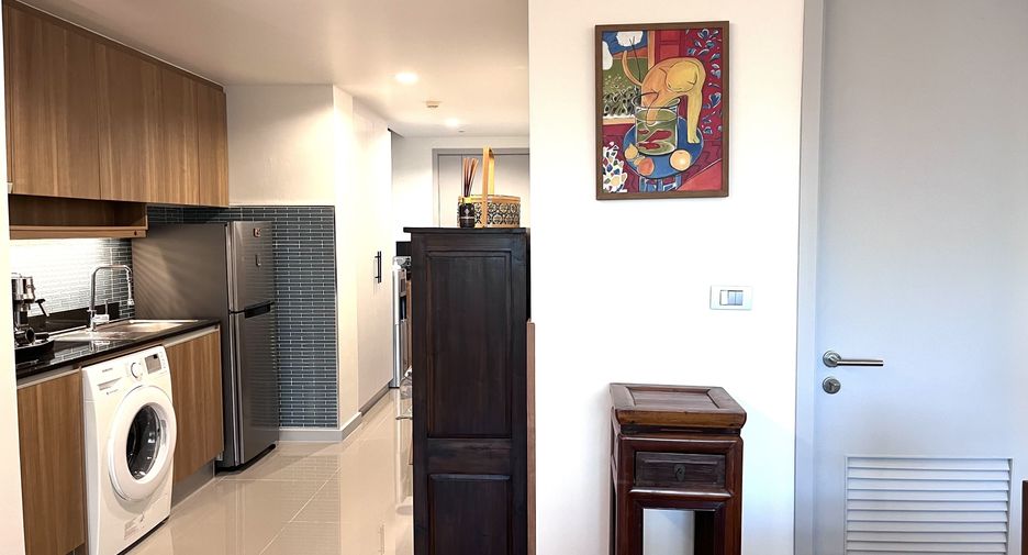 For sale 2 bedrooms condo in Watthana, Bangkok