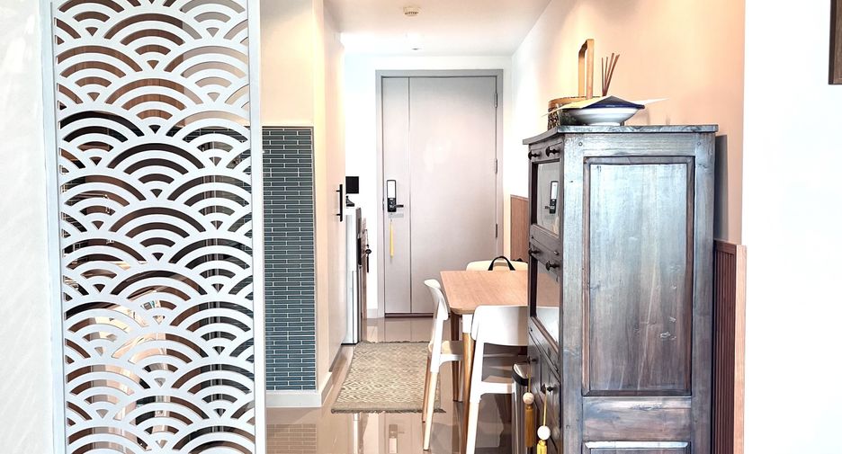 For sale 2 bedrooms condo in Watthana, Bangkok
