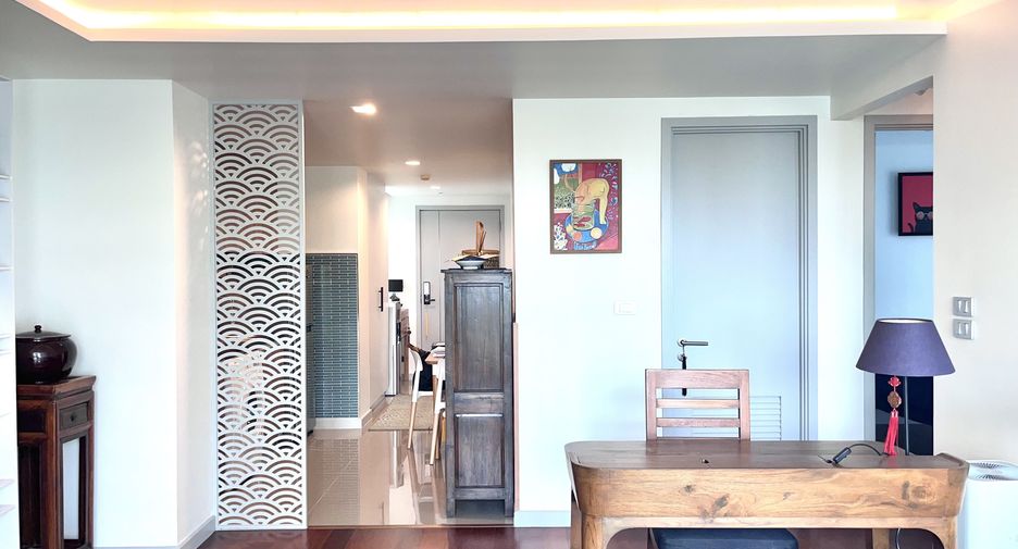 For sale 2 bedrooms condo in Watthana, Bangkok