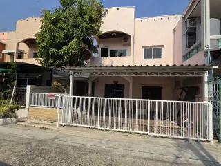 For sale and for rent 3 bedrooms townhouse in Bang Khen, Bangkok