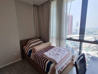 Condo en venta de 2 habitaciones en Khlong Toei, Bangkok