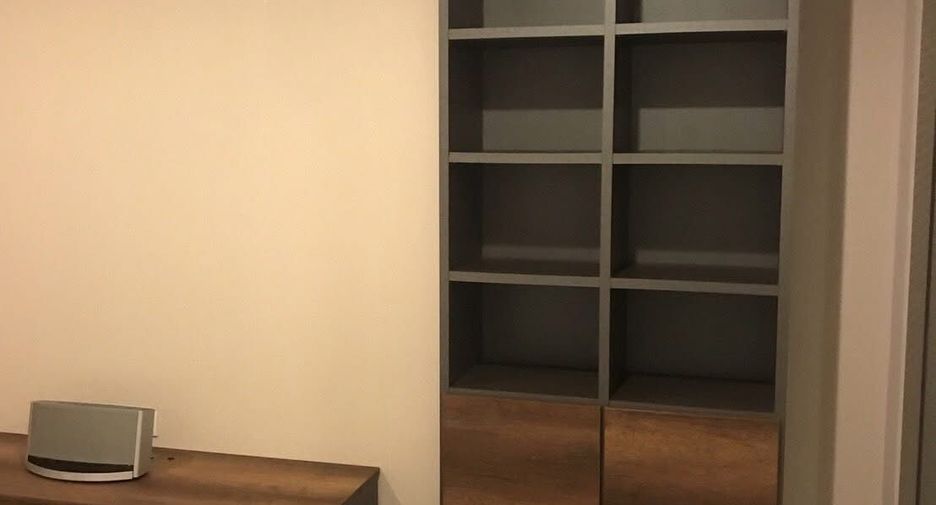 Condo en venta de 2 habitaciones en Khlong Toei, Bangkok