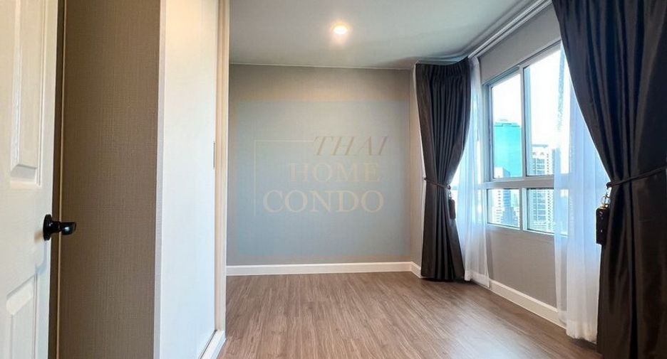 For sale 2 ベッドルーム condo in Huai Khwang, Bangkok