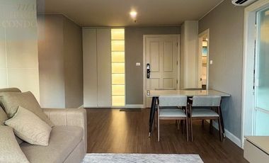 For sale 2 bedrooms condo in Huai Khwang, Bangkok