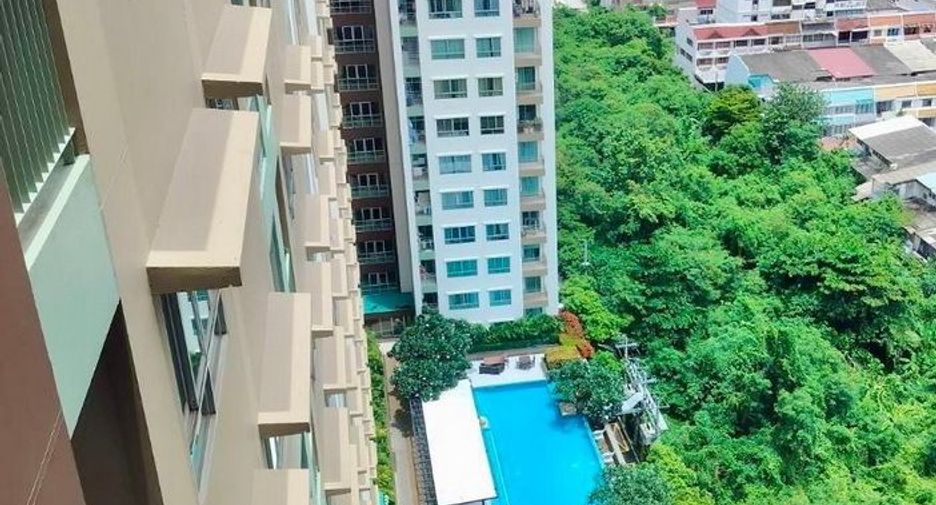 For sale 2 ベッドルーム condo in Huai Khwang, Bangkok