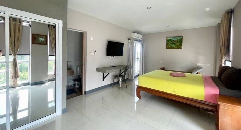 À vendre et à louer 44 chambres hôtel à Phra Khanong, Bangkok