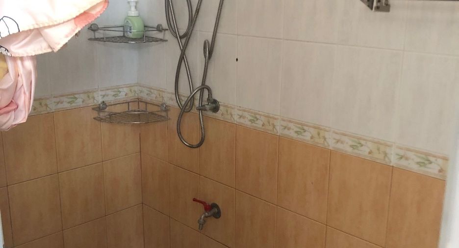 For sale and for rent 2 bedrooms townhouse in Watthana, Bangkok