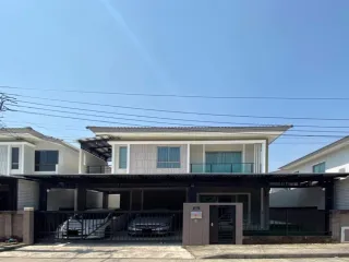 出售 和 出租 3 卧室 独立屋 在 Suan Luang, 曼谷