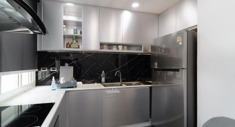 Продажа и аренда 3 спальни кондо в Щаттхана, Бангкок