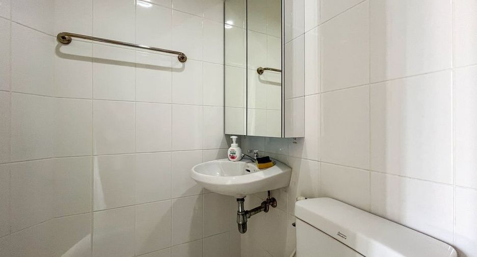 For rent 1 bed condo in Bang Khae, Bangkok