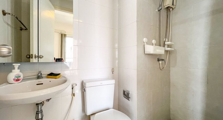 For rent 1 bed condo in Bang Khae, Bangkok