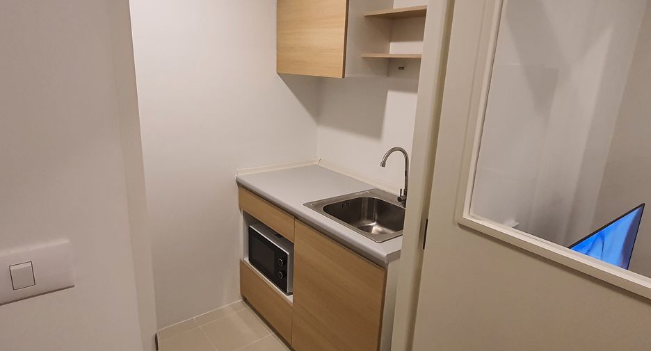 For rent 1 bed condo in Mueang Samut Prakan, Samut Prakan